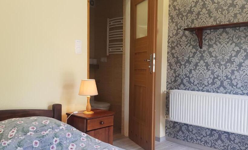 스탠다드 룸, Gosciniec Pod Brzegiem