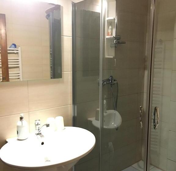 جناح دوبلكس, Modryna   Modrzewiowy Dom