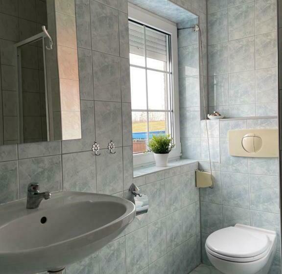 스탠다드 룸, Niebieska Tawerna