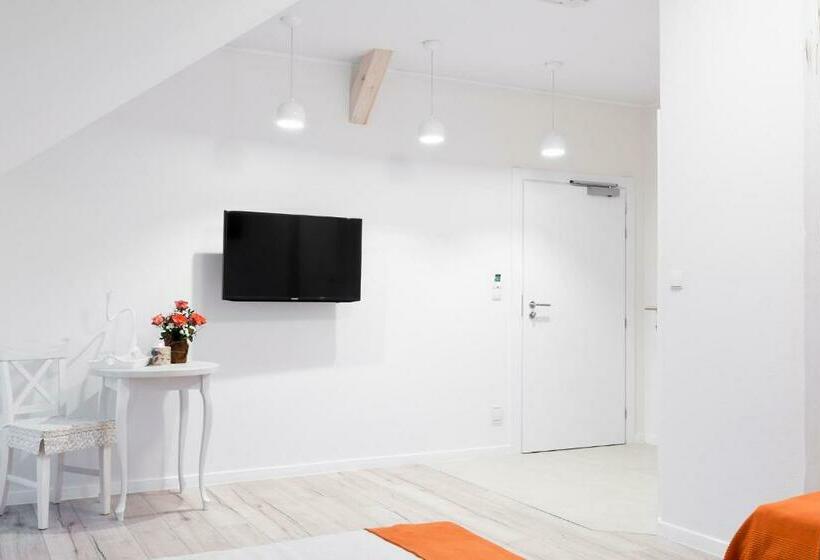 חדר סטנדרט, Rezydencja Pod Taborskimi Sosnami