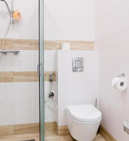 חדר משפחתי נוף לגינה, Rezydencja Pod Taborskimi Sosnami