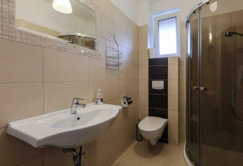 اتاق استاندارد با تخت بزرگ, Willa Miła