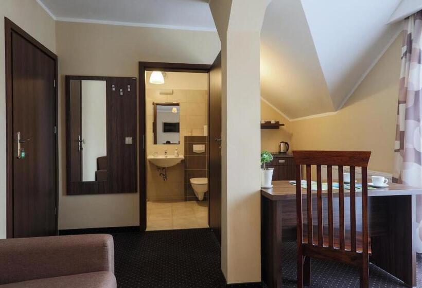 استودیوی استاندارد, Willa Miła