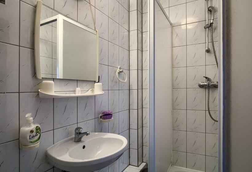 Четырехместный Номер Стандарт Вид на Сад, Zajazd Czorsztyński