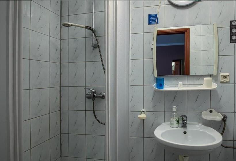 Четырехместный Номер Стандарт с Балконом, Zajazd Czorsztyński