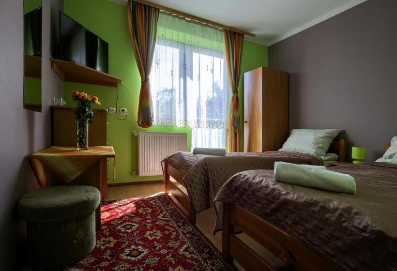 Номер Стандарт Вид на Горы, Zajazd Czorsztyński