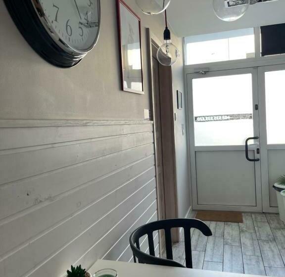 חדר סטנדרט חדר אמבטיה משותף, Herohostel