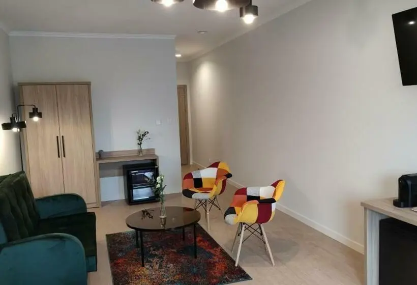 Deluxe Kolmen Hengen Huone, Antares