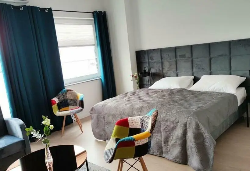 Deluxe Kolmen Hengen Huone, Antares