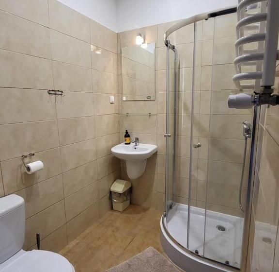 חדר משפחתי, Ik Osir Lubawa