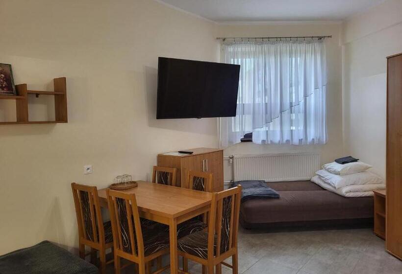 חדר משפחתי, Ik Osir Lubawa