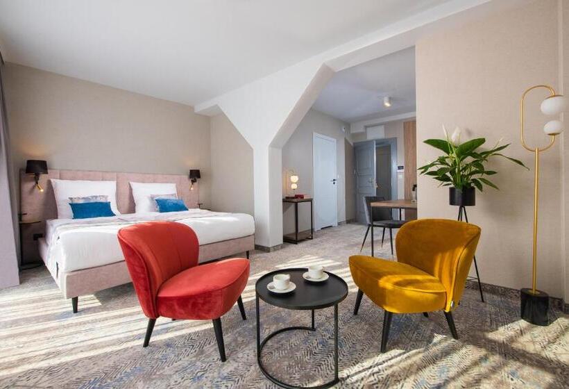 اتاق استاندارد, Mr67 Mayera Rapaporta