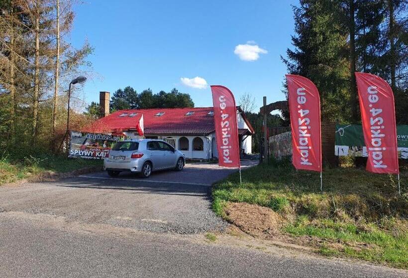 اتاق استاندارد سه نفره, Newland Wójtowicz