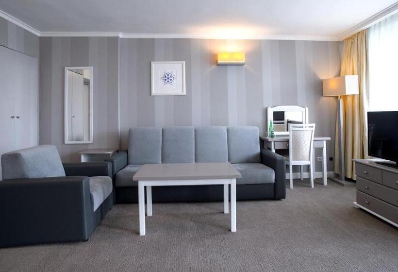 Номер Комфорт, Niedźwiadek