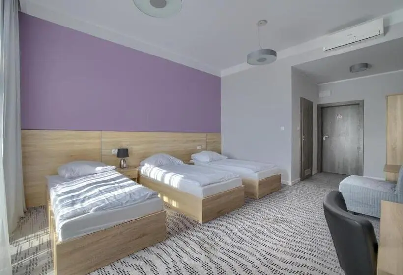 3 Bett Standardzimmer Balkon, Nova Stodola