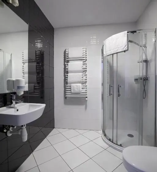 3 Bett Standardzimmer Balkon, Nova Stodola