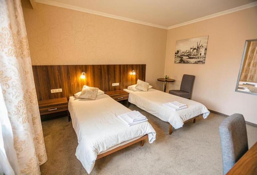 חדר קלאסי, Onyx