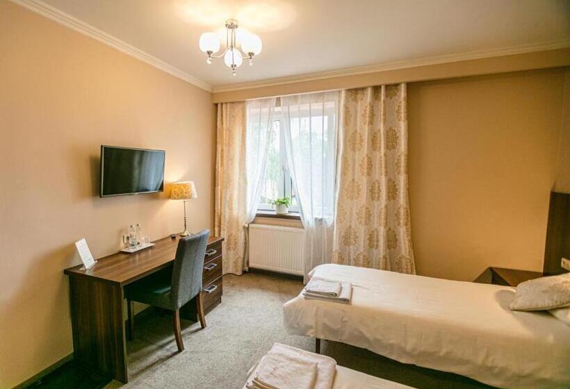 חדר קלאסי, Onyx