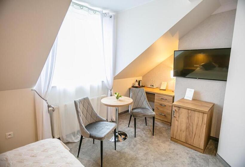 חדר דלוקס, Onyx