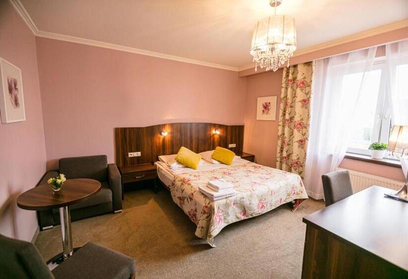 חדר סופריור, Onyx