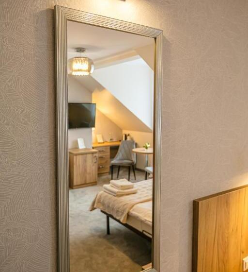 חדר דלוקס, Onyx