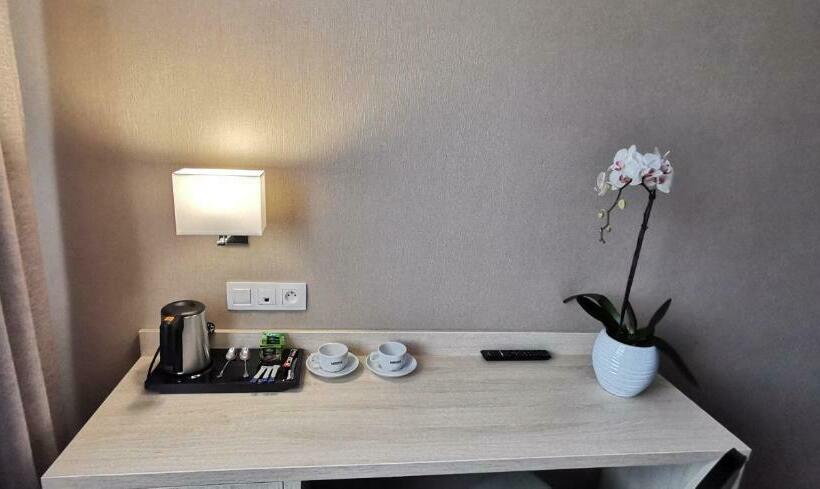 غرفة قياسية فردية, Sevilla Gold