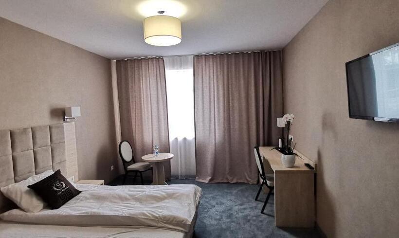 غرفة قياسية, Sevilla Gold