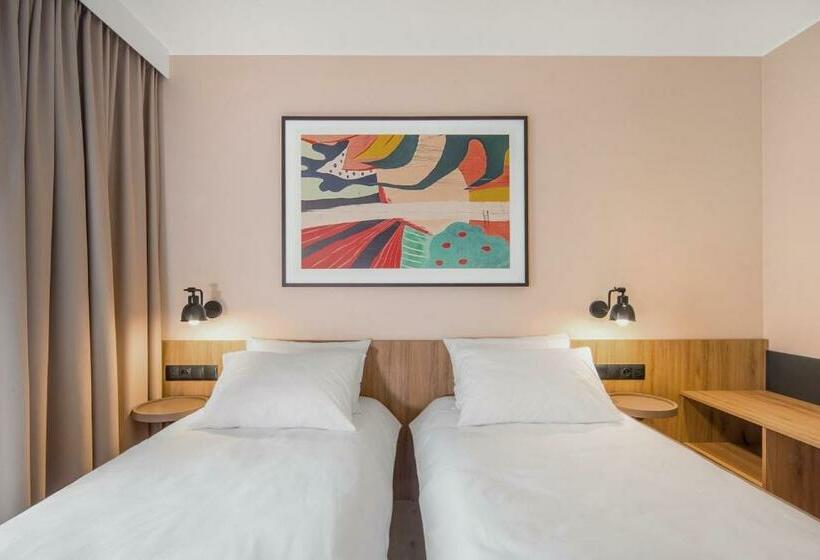 디럭스 방갈로, Suntago Village   Oficjalny Nocleg Suntago