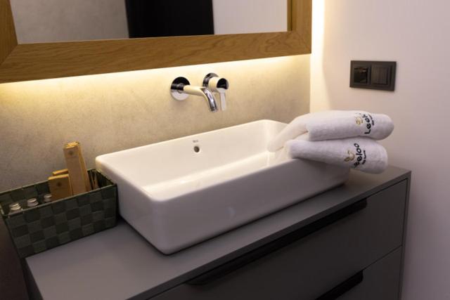 バルコニー付き１ベッドルームアパートメント, Leeloo