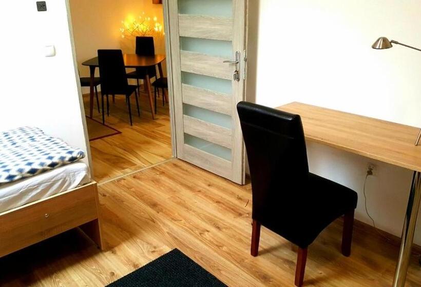 スタンダード４人部屋, Apartamenty Daisy