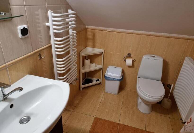 غرفة كلاسيكية رباعية, Dębowa Dziupla