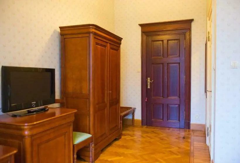 スーペリアールーム, Pałac Wiejce