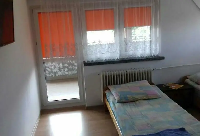 スタンダードルーム, Uslugi Hotelowe Władysław