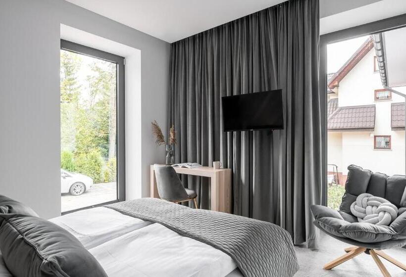 Quarto Estandar, Villa 33