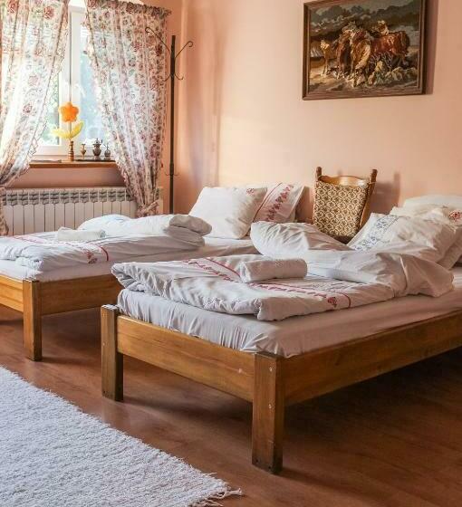 スタンダードトリプルルーム, Zajazd Wiejski