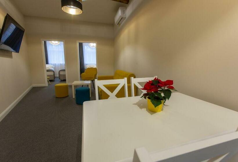 Апартаменты 2 Спальни, Aparthotel Jurowiecka 60
