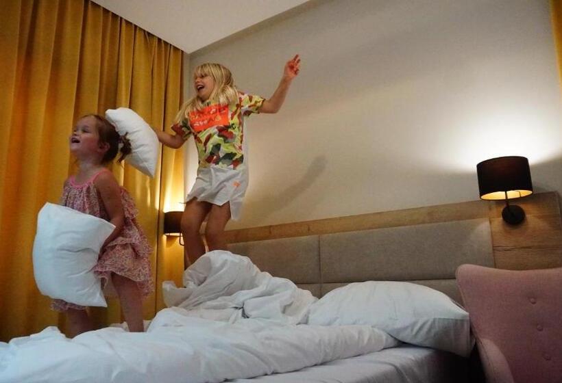 Номер Стандарт с Балконом, Aparthotel Jurowiecka 60