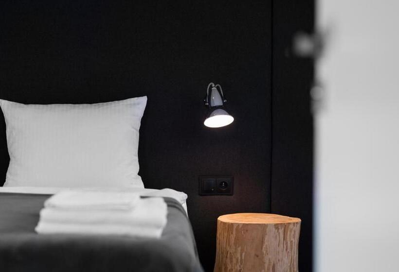 חדר דלוקס, Dobra Truskawka