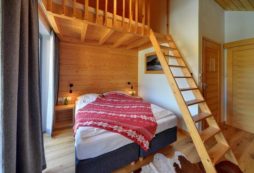 带阳台的三人标准间, Dom Górski