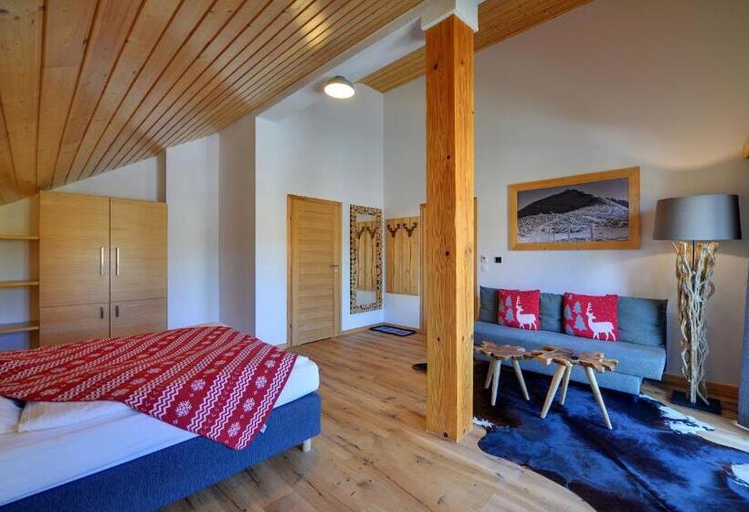 四人高级间, Dom Górski