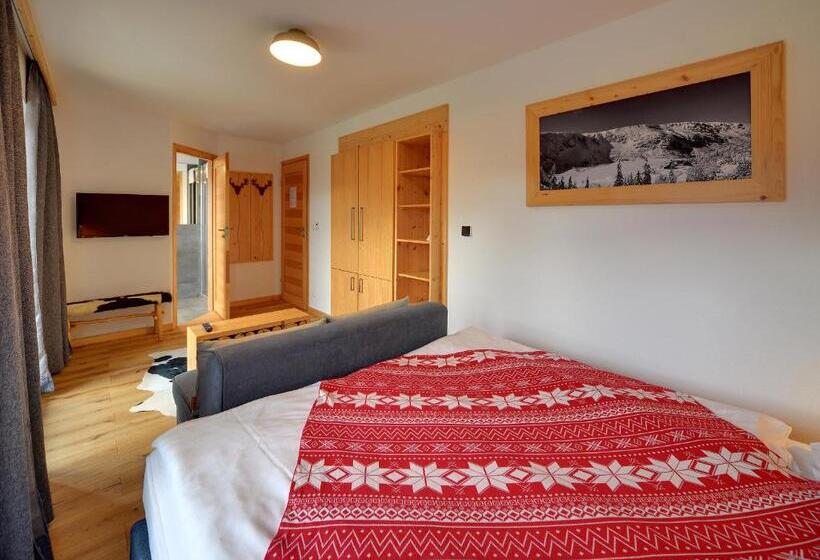 豪华三人间, Dom Górski