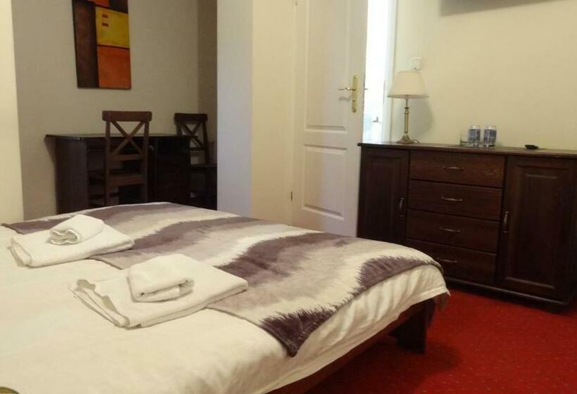 חדר סטנדרט, Dworek Szwajcaria