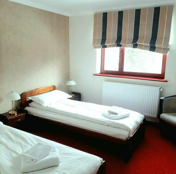 חדר סטנדרט, Dworek Szwajcaria