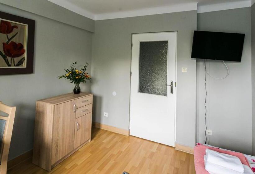 اتاق استاندارد, Luna