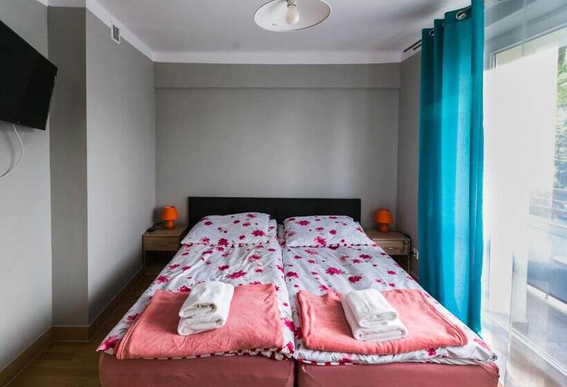 اتاق استاندارد, Luna