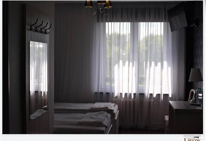 シングルベーシックルーム, Lwów