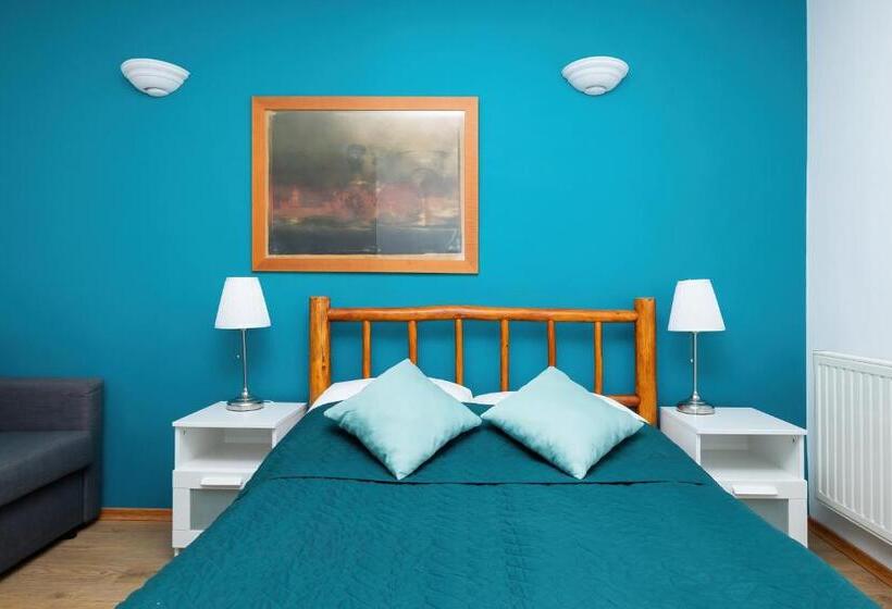 Трехместный Номер Стандарт с Балконом, Olecki Holiday Haus