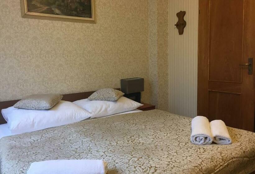 标准间, Villa Almira