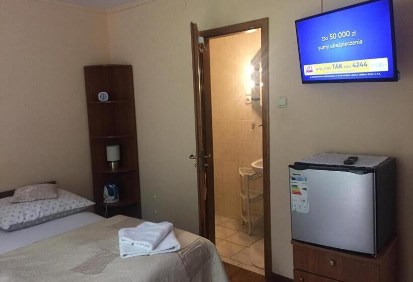 스탠다드 룸 킹사이즈 침대, Villa Almira