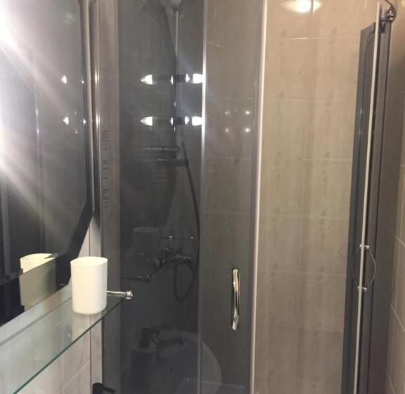 스탠다드 룸 킹사이즈 침대, Villa Almira